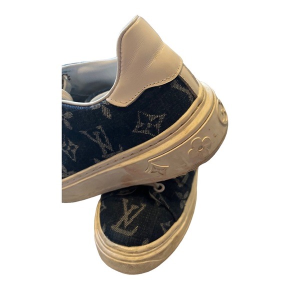 Louis Vuitton Time Out Low Top Denim Monogram Sneakers - Picture 11 of 16